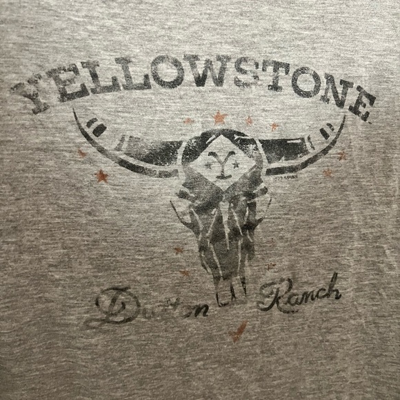 Maurices Heather Gray Tee - Picture 4 of 5